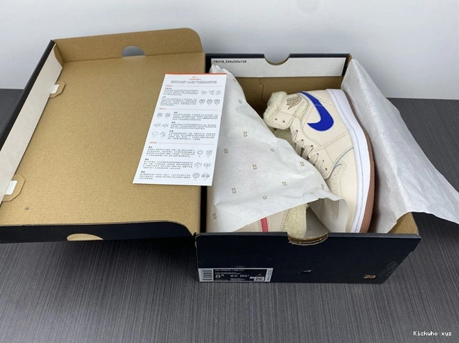 Jordan1 SunProtective 3701 Pearl White Fleece Mid DO2207- 1024